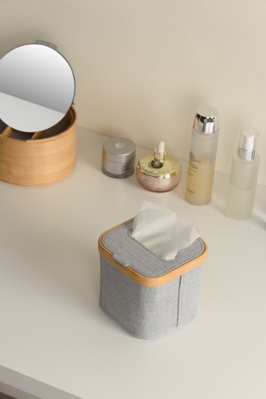 Esobi-Tissue box-Square_11